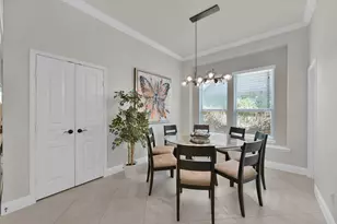 98 Lindenberry Cir, The Woodlands, TX 77389 - Photo 10