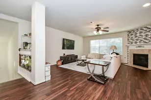 13600 Breton Ridge St, Houston, TX 77070 - Photo 6