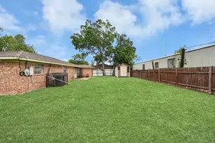 615 Barbara Mae St, Houston, TX 77015 - Photo 28