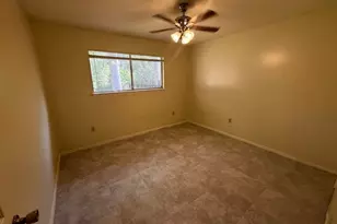 1610 Hazelwood St, Conroe, TX 77301 - Photo 10