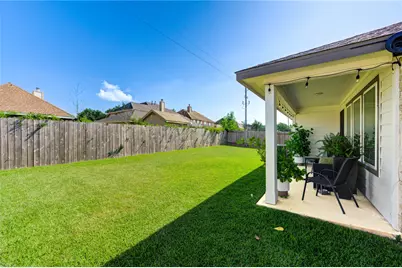 9907 Palm Royal Drive, Baytown, TX 77521 - Photo 20