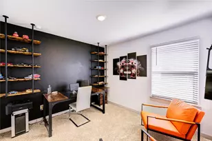 9907 Palm Royal Dr, Baytown, TX 77521 - Photo 6