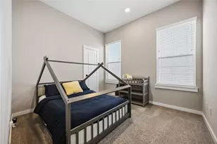 6723 Parker Oaks Ln, Houston, TX 77076 - Photo 12