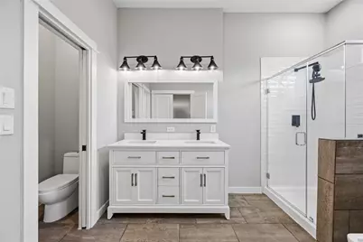 6723 Parker Oaks Lane, Houston, TX 77076 - Photo 10