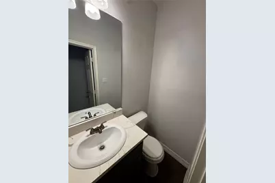 8205 Oak Knoll Lane #B, Houston, TX 77028 - Photo 4