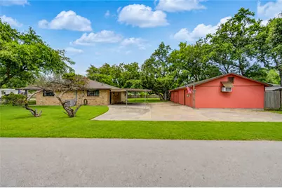 4704 1st Street, Bacliff, TX 77518 - Photo 6