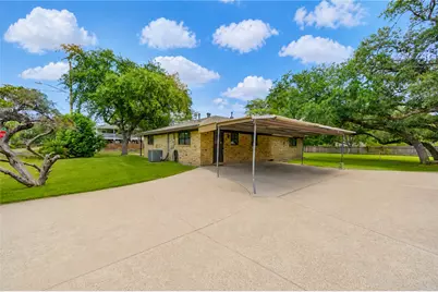 4704 1st Street, Bacliff, TX 77518 - Photo 6