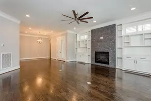 2035 Sheridan St, Houston, TX 77030 - Photo 4