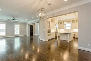 2035 Sheridan St, Houston, TX 77030 - Photo 10