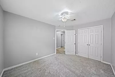 4007 Strawberry Court, Dickinson, TX 77539 - Photo 16