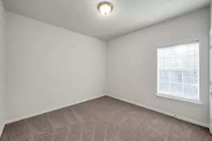 53 N Peaceful Canyon Cir, The Woodlands, TX 77381 - Photo 18