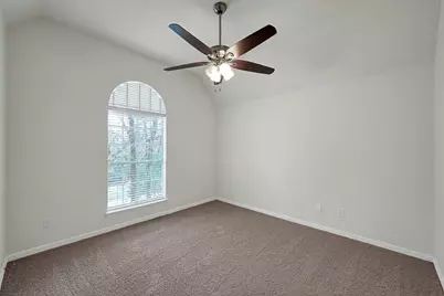 53 N Peaceful Canyon Circle, The Woodlands, TX 77381 - Photo 20