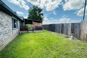 13306 Rain Lily Ln, Houston, TX 77083 - Photo 14