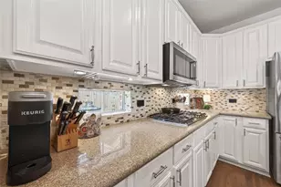 930 Burchton Dr, Sugar Land, TX 77479 - Photo 20