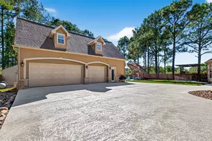 1005 Lewis, Kemah, TX 77565 - Photo 36