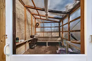 1005 Lewis, Kemah, TX 77565 - Photo 34