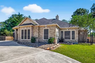 1005 Lewis, Kemah, TX 77565 - Photo 4