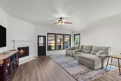 944 Francesca Court, League City, TX 77573 - Photo 16