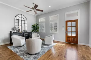 813 Ashland St, Houston, TX 77007 - Photo 4