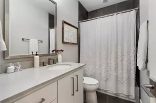 813 Ashland St, Houston, TX 77007 - Photo 26