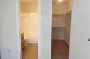 13919 Tower Point Dr, Sugar Land, TX 77498 - Photo 14