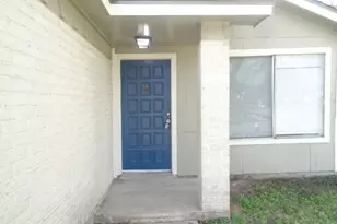 13919 Tower Point Dr, Sugar Land, TX 77498 - Photo 2