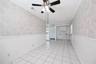 942 Seagate Ln, Houston, TX 77062 - Photo 4