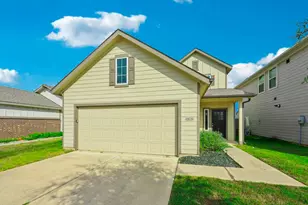 40828 Mostyn Hill Dr, Magnolia, TX 77354 - Photo 2