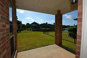 14207 Cairns Ct, Sugar Land, TX 77498 - Photo 12