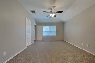 26925 Carriage Manor Ln, Kingwood, TX 77339 - Photo 8