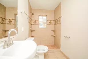 6018 Collingsworth St, Houston, TX 77026 - Photo 12