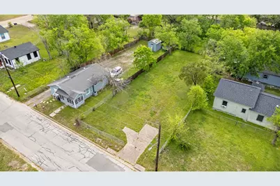 911 Hall Street, Bryan, TX 77803 - Photo 1