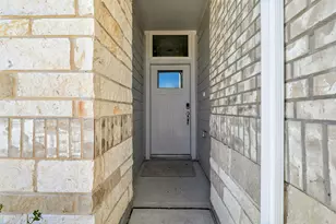 18334 Lndg Mdws Ln, New Caney, TX 77357 - Photo 2