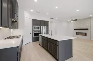 8143 Fenway Hts Dr, The Woodlands, TX 77389 - Photo 8