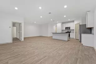 7814 Brumbly Ln, Rosharon, TX 77583 - Photo 4