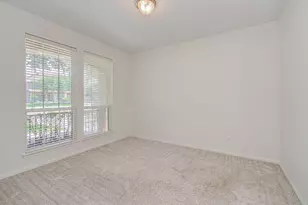 6105 Moody Pines Ct, Kingwood, TX 77345 - Photo 6