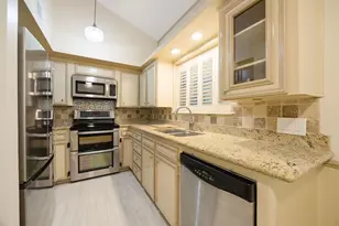 1856 S Gessner Rd, Houston, TX 77063 - Photo 8