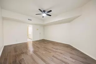 1856 S Gessner Rd, Houston, TX 77063 - Photo 14