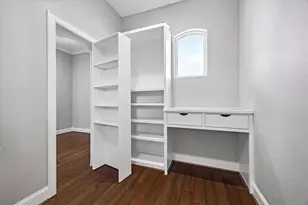 9761 Westview Dr, Houston, TX 77055 - Photo 20