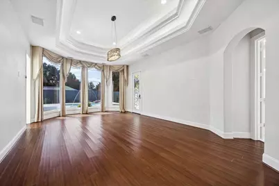 9761 Westview Drive, Houston, TX 77055 - Photo 12