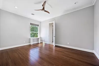 9761 Westview Drive, Houston, TX 77055 - Photo 28