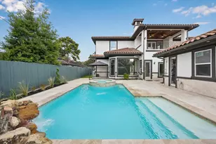 9761 Westview Dr, Houston, TX 77055 - Photo 30