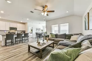 2621 Mackinac Bay Dr, Texas City, TX 77568 - Photo 10