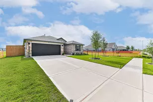 2621 Mackinac Bay Dr, Texas City, TX 77568 - Photo 2