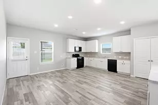 16203 Centennial Light Dr, Hockley, TX 77447 - Photo 12