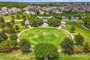 2303 Bottlebrush Ln, Conroe, TX 77384 - Photo 2