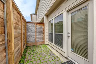 3898 Center St, Houston, TX 77007 - Photo 30