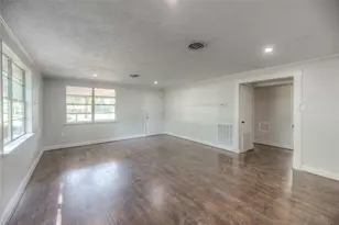 234 Lakeview Dr, Onalaska, TX 77360 - Photo 8