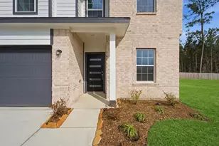 306 Monarch Trl, Huntsville, TX 77320 - Photo 2