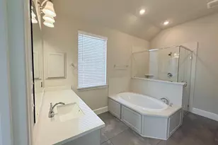 4934 Dickens Lndg Dr, League City, TX 77573 - Photo 12